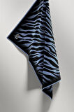 Twill Zebra Desenli İndigo Renkli 90x90 Eşarp (İpek İçermez) Dikim Şekli : El Dikişi