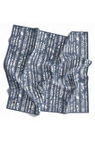Twill Batik Şal Desenli İndigo Renkli 90x90 Eşarp (İpek İçermez) Kenar Dikiş Şekli El Dikişli