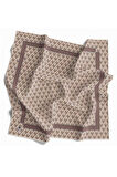 % 57 İPEK % 43 VİSKON Twill İpek Geometrik Desenli Bej - Sütlü Kahve Renkli 90x90 Eşarp Dikim Şekli : El Dikişi
