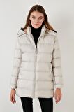 Lela Bayan Mont 5769000