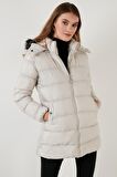Lela Bayan Mont 5769000