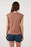 Lela Bayan T Shirt 5864121