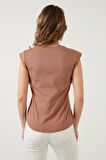 Lela Bayan T Shirt 5864201