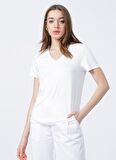 Faik Sönmez B00001 V yaka  Normal Kalıp Düz Ekru Kadın T-Shirt