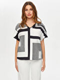 Monochrome Çizgili Desen Arkası Örme Kısa Kol Bluz S25BLZ038