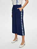 Yanları Nazar Boncuğu Baskılı Wide Leg Fit Viskonlu Caprı S25CPR003