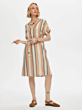 Çizgili Gömlek Yaka Kemerli Keten Karışımlı Elbise S25ELB040