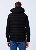 Lee Cooper Siyah Kapüşon Yaka Erkek Düz Şişme Yelek 231 LCM 235001 CASPIAN SÄ°YAH