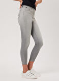 Lee Cooper Yüksek Bel Dar Paça Skinny Fit Kadın Denim Pantolon 232 LCF 121007 JAYCEE GREY LIGHT