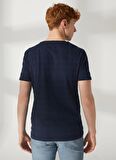 Lee Cooper Bisiklet Yaka Koyu Lacivert Erkek T-Shirt 232 LCM 242060 BAINES K.LACİVERT