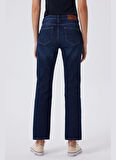 Lee Cooper Yüksek Bel Boru Paça Straight Koyu Mavi Kadın Denim Pantolon 241 LCF 121005 FUNNY HILLARY DARK B