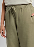 Lee Cooper Standart Bel Tapered Fit Açık Haki Kadın Pantolon 252 LCF 221002 ALBERTA A. HAKİ