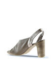 Bueno Shoes Gri Deri Kadın Topuklu Sandalet 01wn4304
