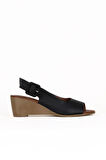 Bueno Shoes Siyah Deri Kadın Dolgu Topuklu Sandalet 01we4002