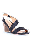 Bueno Shoes Siyah Deri Kadın Topuklu Sandalet 01ws6700