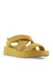 Bueno Shoes Sarı Deri Kadın Dolgu Topuklu Sandalet 01wu4619