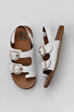 Bueno Shoes Beyaz Deri Kadın Parmak Arası Sandalet 01wu4223