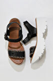 Bueno Shoes Siyah Deri Kadın Dolgu Topuklu Sandalet 01ws7700