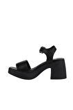 Bueno Shoes Siyah Deri Kadın Dolgu Topuklu Ayakkabı 01wy12204