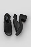 Bueno Shoes Siyah Deri Kadın Topuklu Sandalet 01wy12208