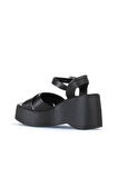 Bueno Shoes Siyah Deri Kadın Dolgu Topuklu Sandalet 01wy9001