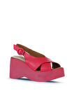 Bueno Shoes Fuşya Deri Kadın Dolgu Topuklu Sandalet 01wy9007