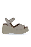 Bueno Shoes Krem Deri Kadın Dolgu Topuklu Ayakkabı 01wy9009