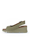 Bueno Shoes Haki Deri Kadın Dolgu Topuklu Sandalet 01wy8600