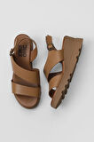 Bueno Shoes Taba Deri Kadın Dolgu Topuklu Sandalet 01wy8602