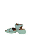 Bueno Shoes Yeşil Açık Deri Kadın Dolgu Topuklu Sandalet 01wy9303