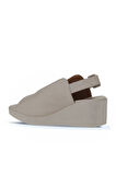 Bueno Shoes Krem Deri Kadın Dolgu Topuklu Sandalet 01wy2405