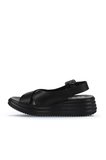 Bueno Shoes Siyah Deri Kadın Dolgu Topuklu Sandalet 01wy5701