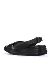 Bueno Shoes Siyah Deri Kadın Dolgu Topuklu Sandalet 01wy5701