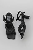 Bueno Shoes Siyah Deri Kadın Topuklu Sandalet 01wy6805