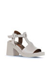 Bueno Shoes Gri Deri Kadın Topuklu Sandalet 01wa1702