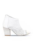 Bueno Shoes Beyaz Deri Kadın Topuklu Sandalet 01wl3700