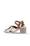 Bueno Shoes Altın Parlak Deri Kadın Topuklu Sandalet 01wa2810