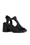 Bueno Shoes Siyah Deri Kadın Topuklu Sandalet 01wa1702
