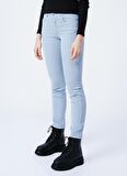 Slim Fit Dar Kesim Normal Bel Esnek Mavi Kadife Pantolon