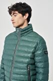 Regular Fit Normal Kesim Dik Yaka Haki Şişme Mont
