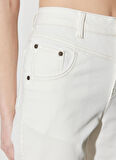 Mom Fit Yüksek Bel Dar Paça Beyaz Esnek Jean Kot Pantolon