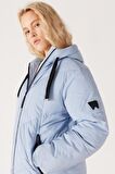 Loose Fit Rahat Kesim Kapüşonlu Açık Mavi Şişme Mont