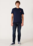Wrangler Bisiklet Yaka Lacivert Erkek T-Shirt W70MD3335 Bisiklet Yaka T-shirt