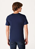 Wrangler Bisiklet Yaka Lacivert Erkek T-Shirt W70MD3335 Bisiklet Yaka T-shirt