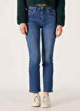 Wrangler Normal Bel Dar Paça Yeşil Kadın Denim Pantolon W26L4737A-Yeşil