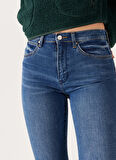 Wrangler Normal Bel Dar Paça Yeşil Kadın Denim Pantolon W26L4737A-Yeşil