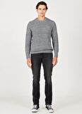 Wrangler Bisiklet Yaka Regular Fit Gri Melanj Erkek Kazak W232580036 Bisiklet Yaka Triko