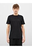 Erkek Siyah Slim Fit Basic Pamuklu Kısa Kollu T-Shirt