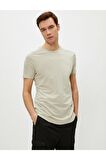 Erkek Ekru Dar Kesim Basic Pamuklu Bisiklet Yaka Kısa Kollu T-shirt