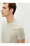 Erkek Ekru Dar Kesim Basic Pamuklu Bisiklet Yaka Kısa Kollu T-shirt